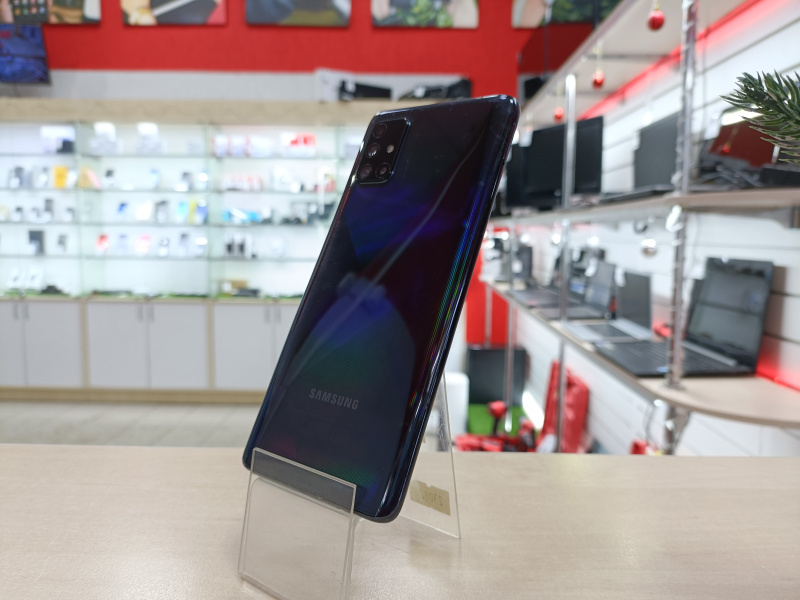 Мобильный телефон Samsung Galaxy A71