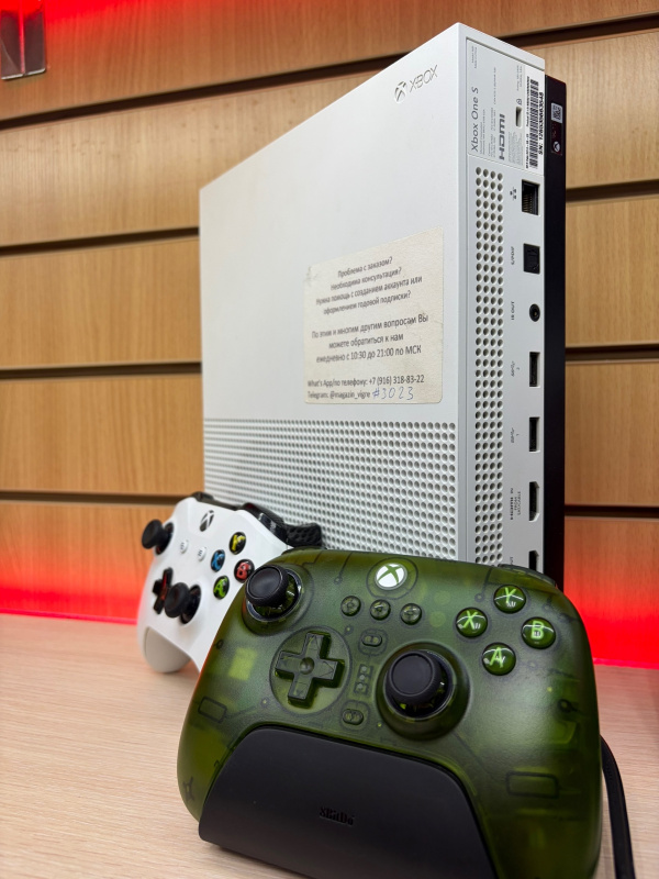 Игровая приставка Xbox one s